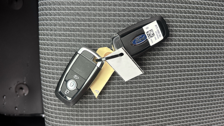 Ford Transit Courier E-Transit Courier 100kW 43kWh Trend Van Auto